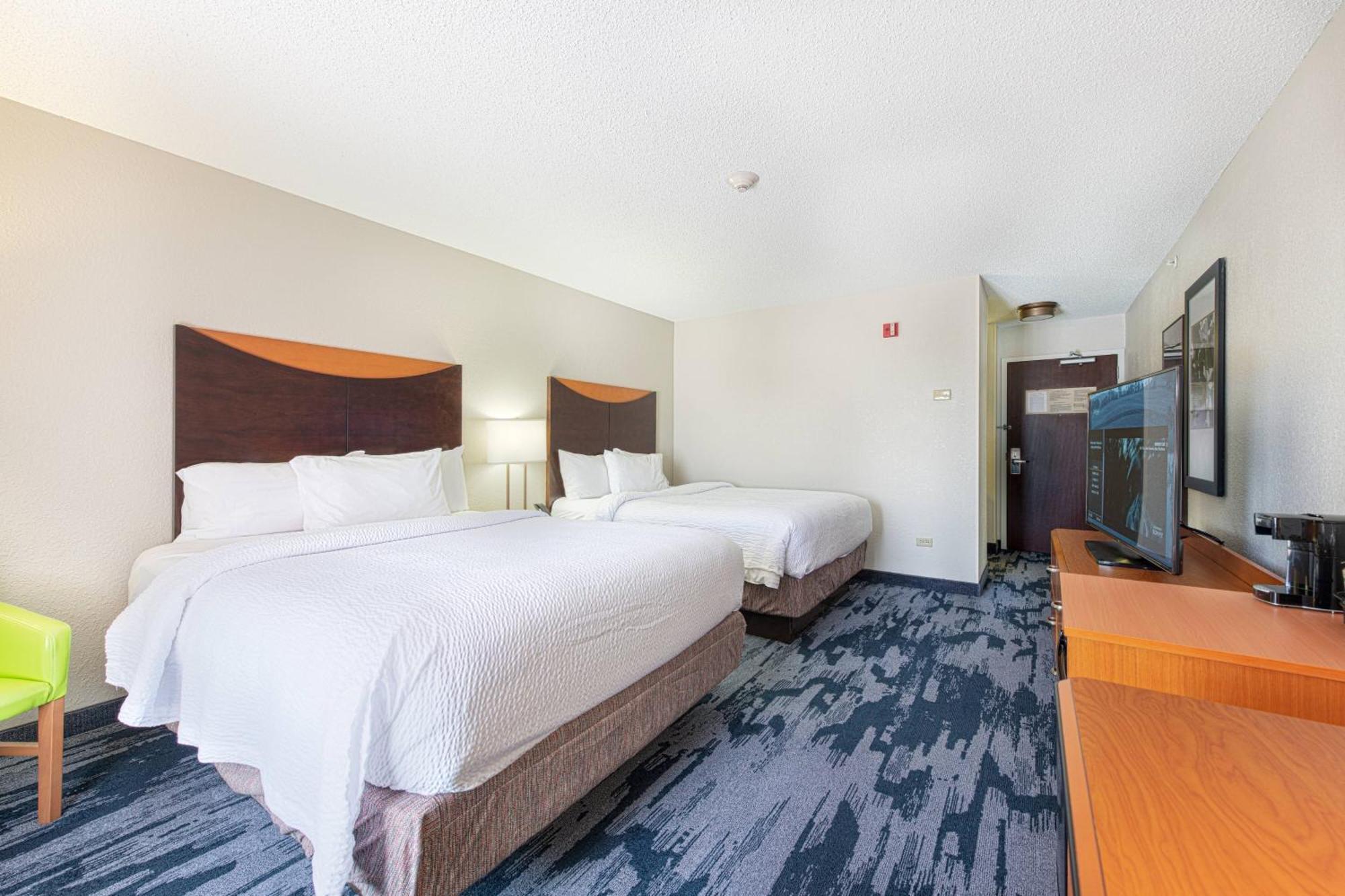 Fairfield Inn & Suites By Marriott Chicago Нейпървил Екстериор снимка