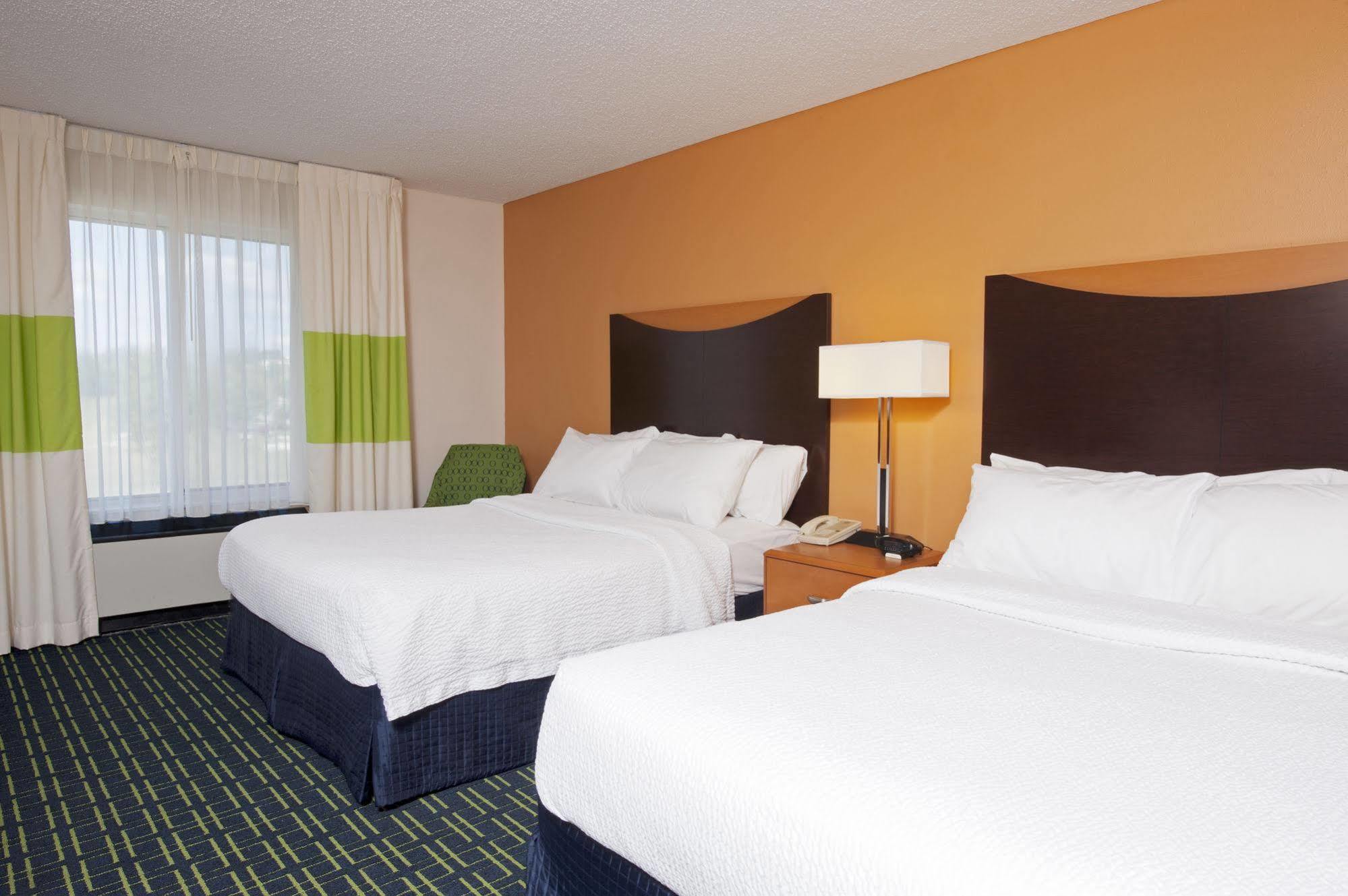 Fairfield Inn & Suites By Marriott Chicago Нейпървил Екстериор снимка
